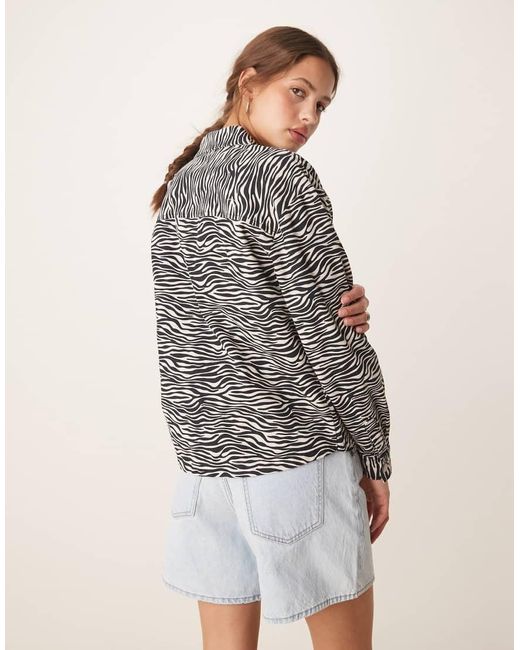 Jdy Shacket Van Katoen Met Zebraprint in het Gray