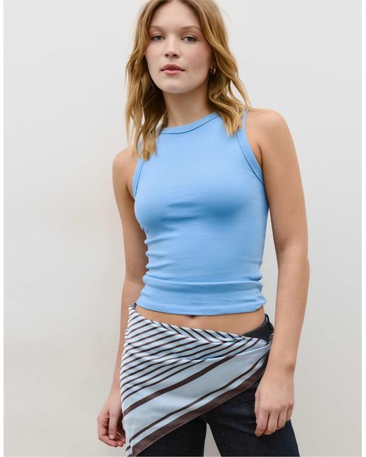 Stradivarius Blue – figurbetontes basic-oberteil