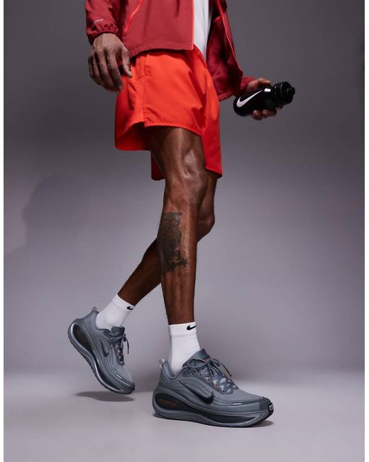 Nike Red Vomero Plus Trainers for men