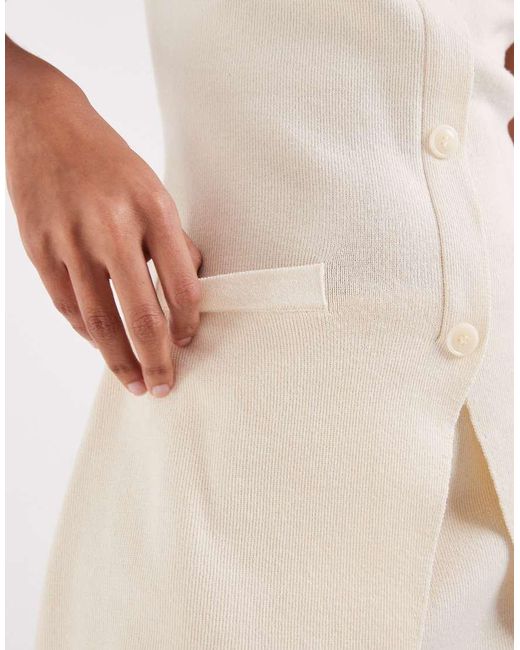 Pretty Lavish White Alba Longline Knitted Waistcoat