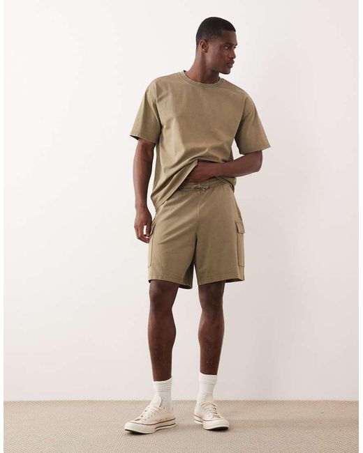 New Look Natural Washed Cargo Shorts for men