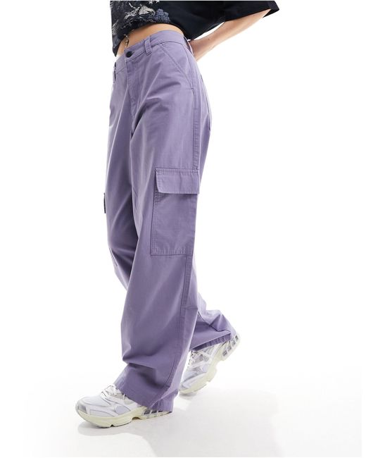 Donna - pantaloni dritti ampi cargo color lavanda di Dr. Denim in Purple