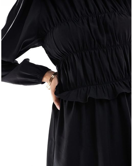 Robe courte froncée en modal ASOS en coloris Black