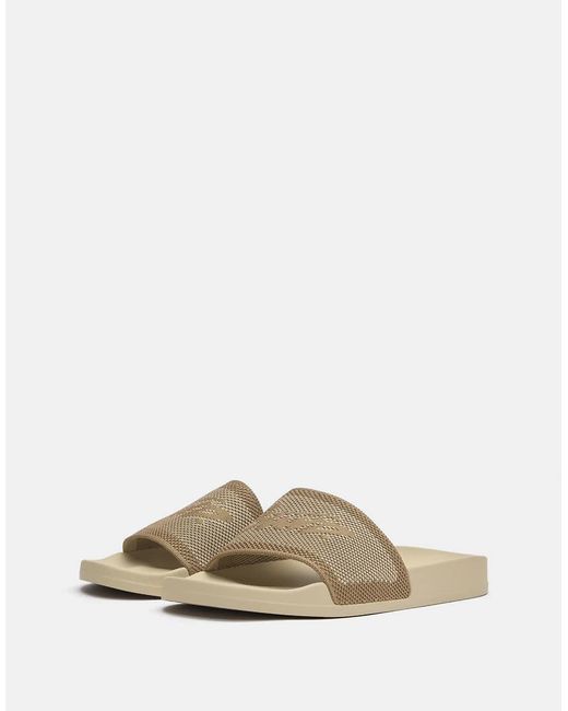 Pull&Bear White Stwd Rubberised Sandals for men