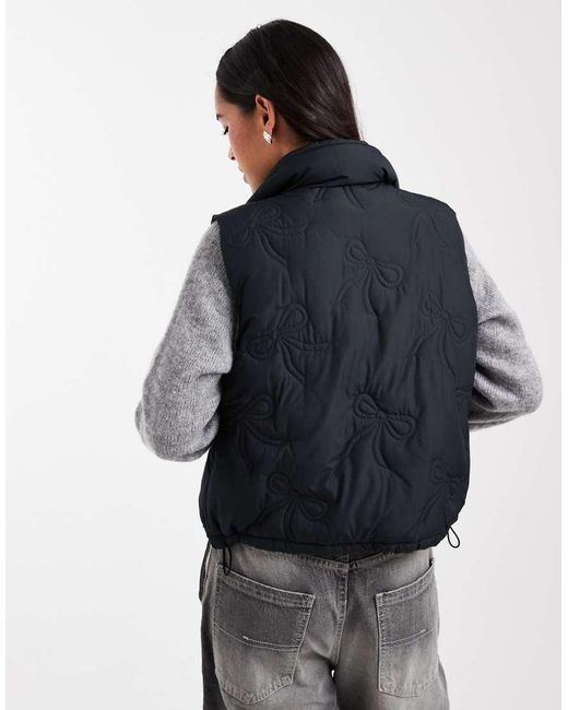 Hollister Gray Nylon Puffer Gilet With Bow Pattern