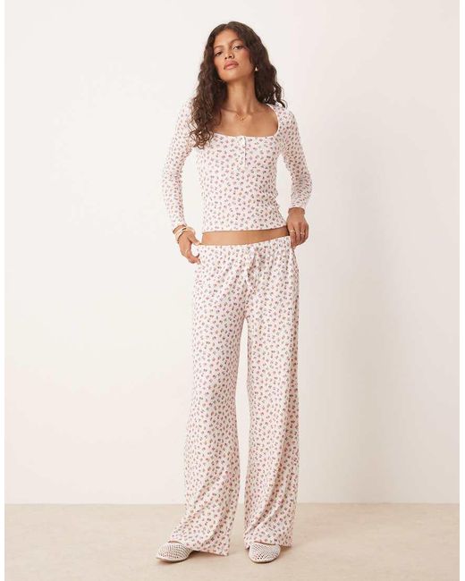 Pantalones De Pernera Ancha Con Estampado De De Pointelle De (Parte De Un Conjunto) ASOS de color Pink