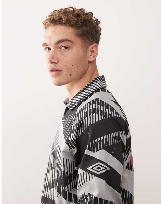 Umbro Gray Printed Drill Top for men