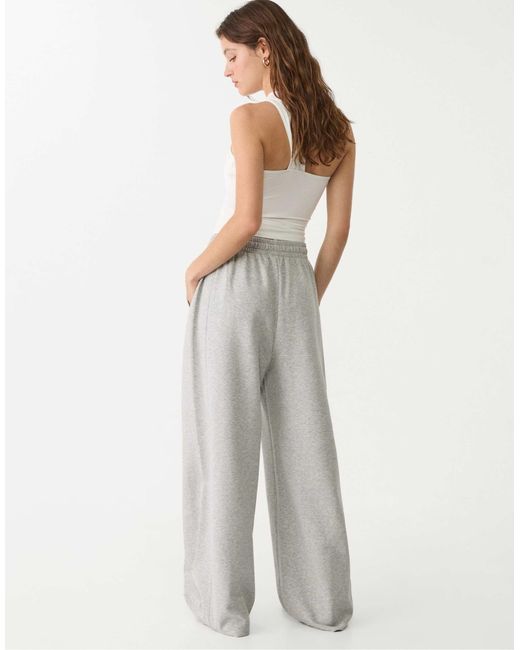 Stradivarius Gray – weit geschnittene jogginghose