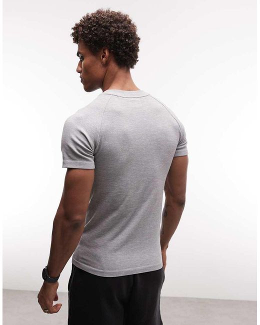 4505 White Seamless Rib Muscle Fit Training Henley T-shirt for men