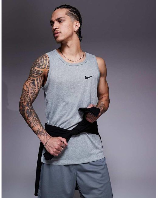 Legend Dri-Fit di Nike in Gray da Uomo