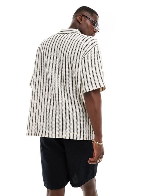 Bershka White Textured Revere Neck Stripe Shirt for men