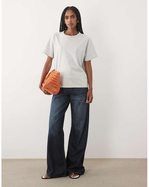 Abercrombie & Fitch White Short Sleeve Everyday T-shirt