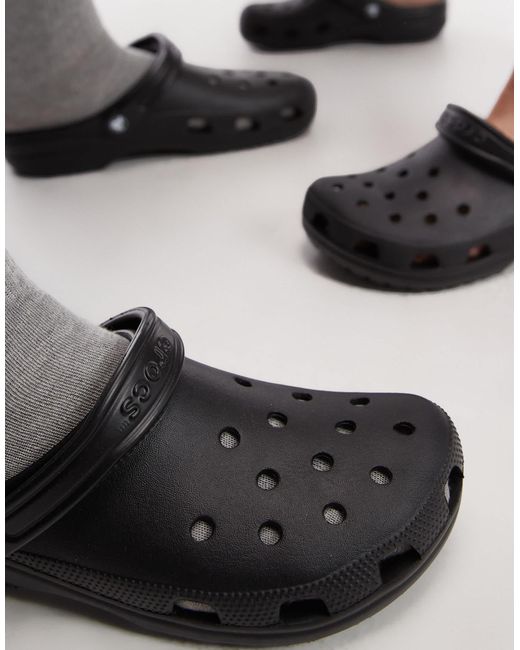 CROCSTM Black Classic Clogs