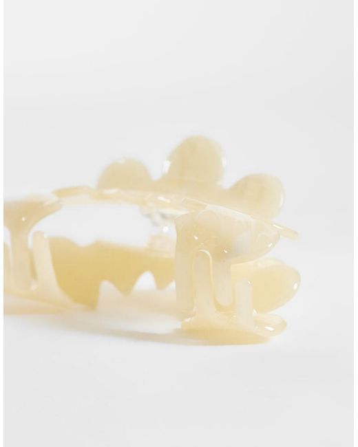 Pieces Natural Floral Hair Claw Clip