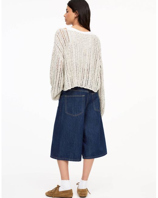 Pull&Bear Blue – gehäkelter, schulterfreier cropped-pullover