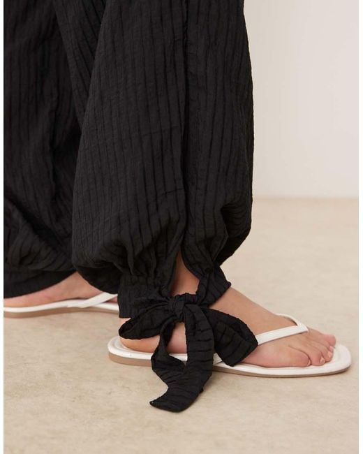 ASOS Curve in het Black