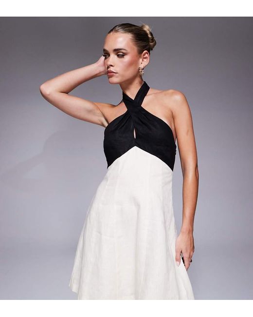 Vestito Corto Monocromatico Con Allacciatura Al Collo A Contrasto di Forever New in Black