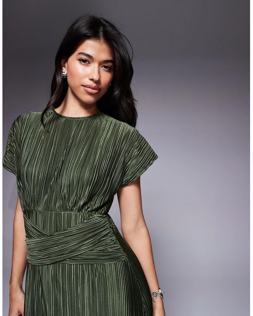 Robe plissée longue et sans manches avec détail torsadé à l'avant - kaki ASOS en coloris Gray