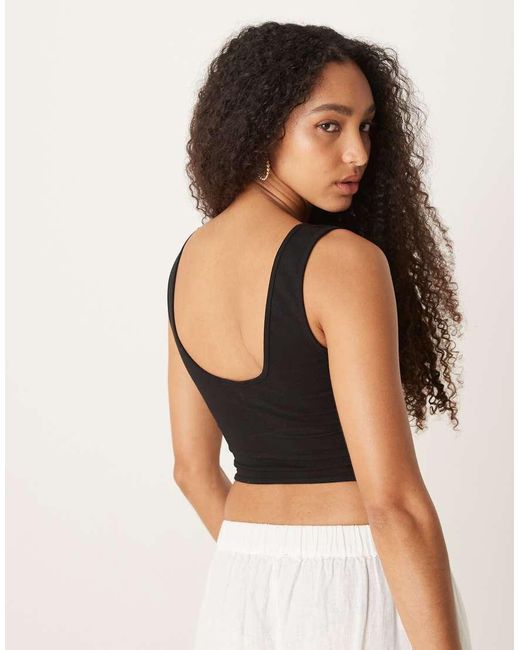 Top A Corsetto Con Scollo Quadrato di ASOS in Black