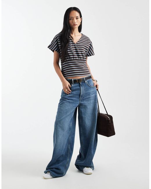 ASOS Blue – kurzärmliges, tailliertes wickeloberteil mit streifen, kombiteil