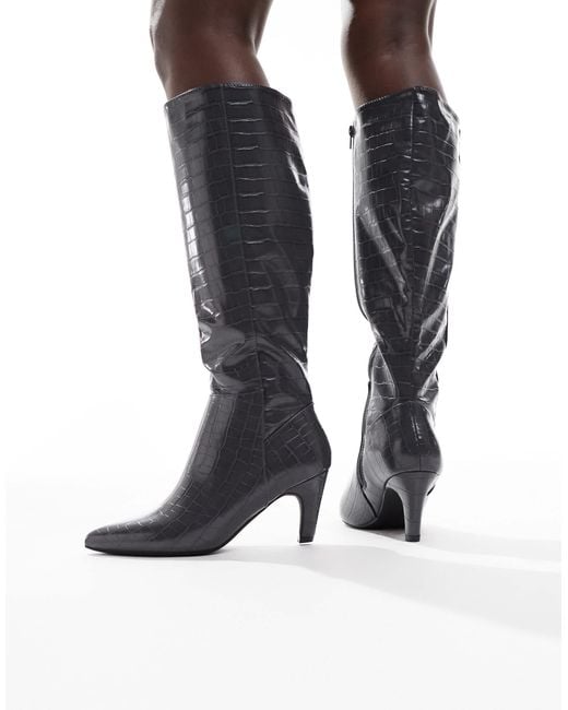 SEQWL White Starburst Knee Boots