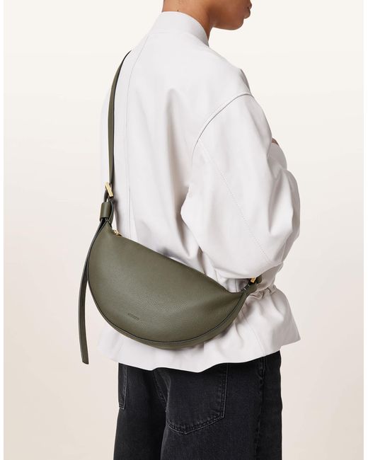 AllSaints Natural – halbmondförmige umhängetasche aus leder