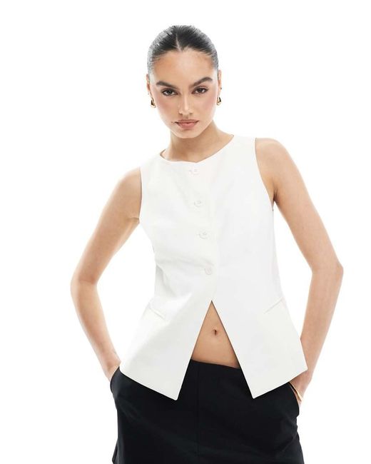 Stradivarius White Round Neck Waistcoat