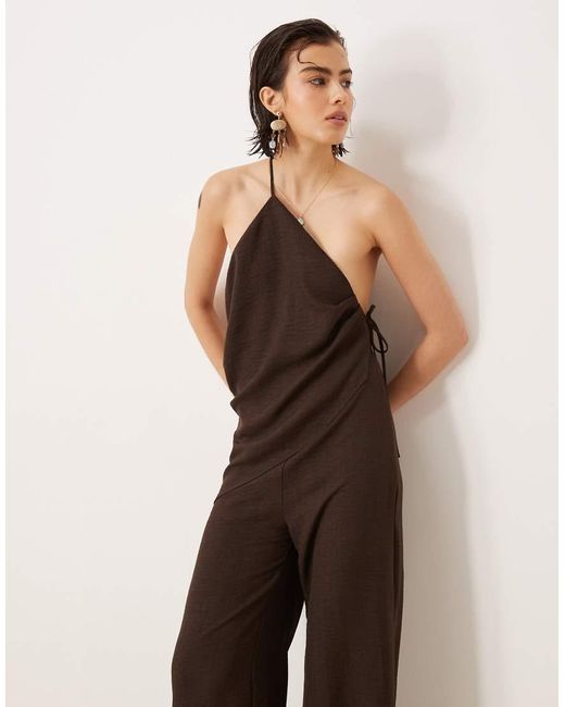 Mono Largo Marrón Con Lazadas Asimétricas De Tejido Efecto Lino De ASOS de color Natural