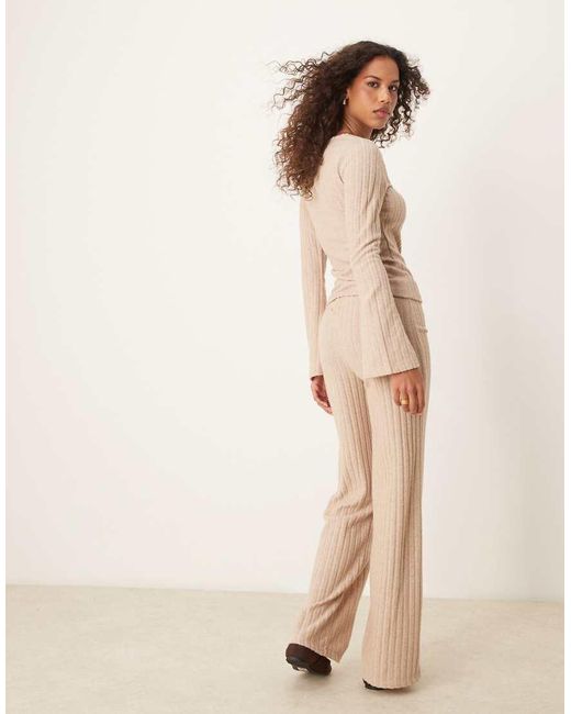Pantalones De Pernera Ancha De Canalé Ancho Cepillado De (Parte De Un Conjunto)-Neutro ASOS de color Natural