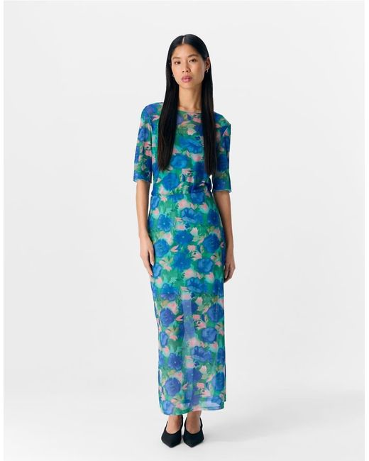 Gonna Lunga Kaki di Object in Blue