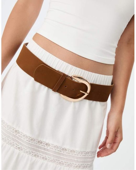 Stradivarius Brede Riem Met Gouden Gesp in het White