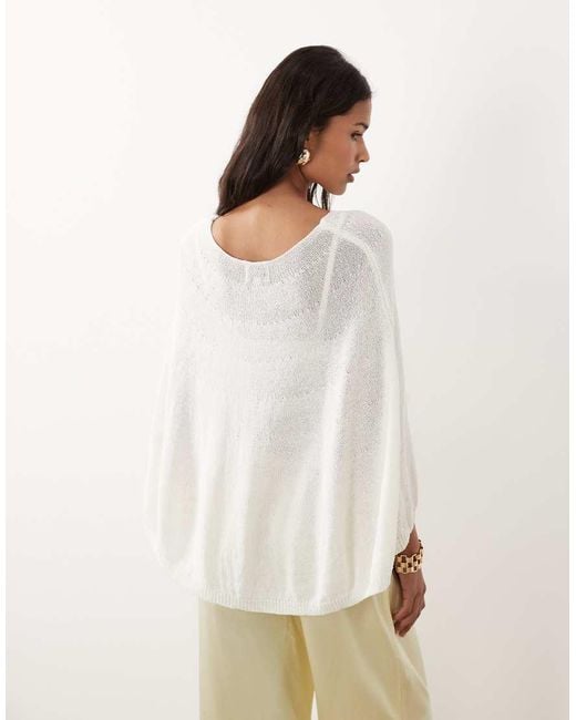 SNDY'S White Knitted Off Shoulder Poncho Top