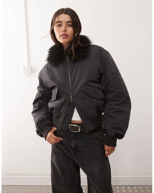 Weekday Black – bomberjacke