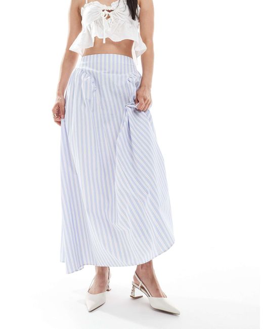 ASOS White – voluminöser, gestreifter maxirock mit nahtdetails