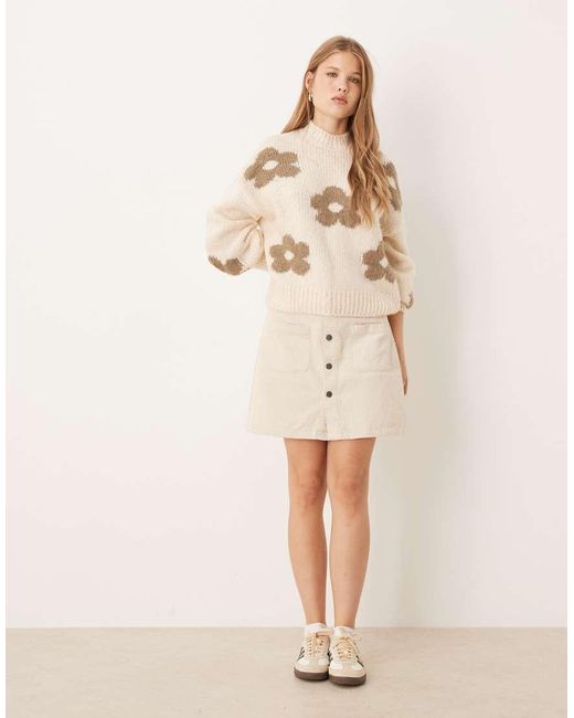 Maglione Écru Con Fiori di Jdy in Natural