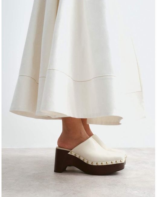 ARRANGE Multicolor Leather Studded Clogs