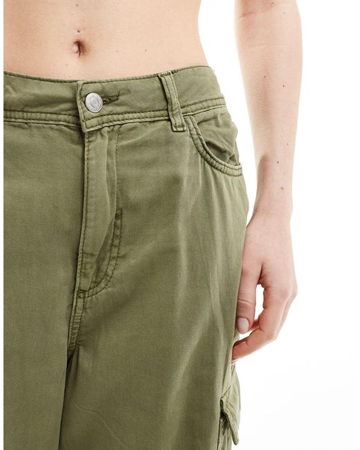 Pantalones cargo en caqui con bajos ajustados New Look de color Green
