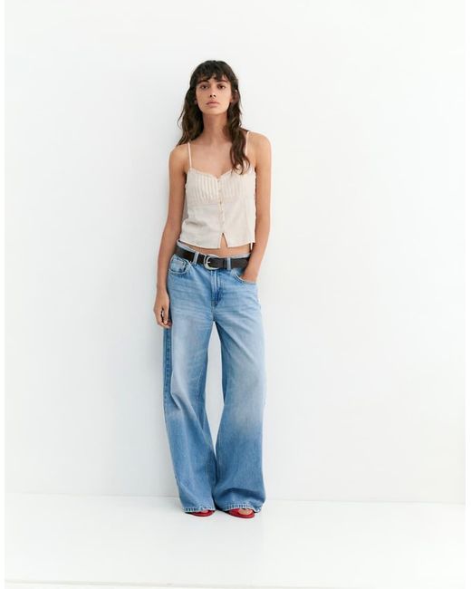 Pull&Bear White Lace-Trimmed Camisole Crop Top