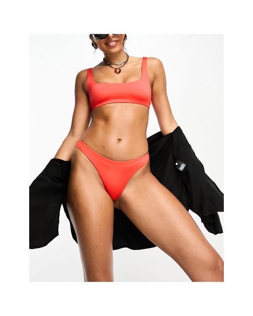 Ava - slip bikini a vita alta lucido di Weekday in Red