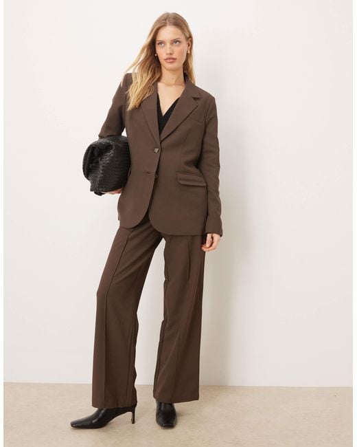 Blazer d'ensemble oversize avec boutons écaille Y.A.S en coloris Brown