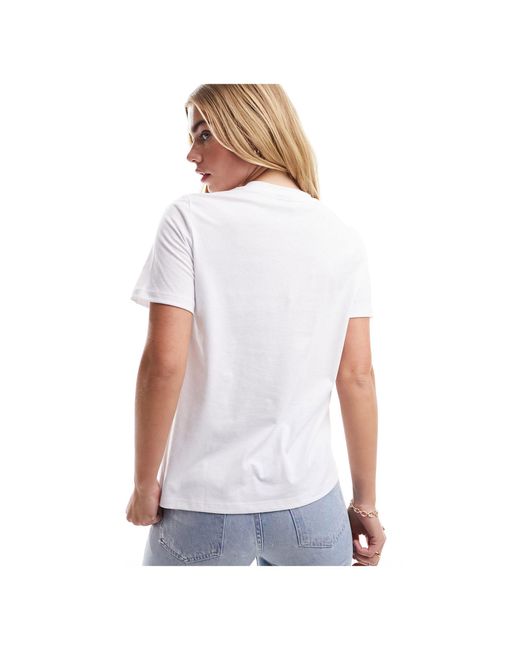 Camiseta blanca con estampado Pieces de color White