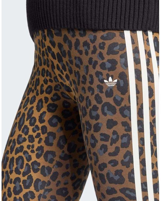 Leggings Multicolores Con Estampado De Leopardo Y Detalle De 3 Rayas De Adidas Originals de color Black