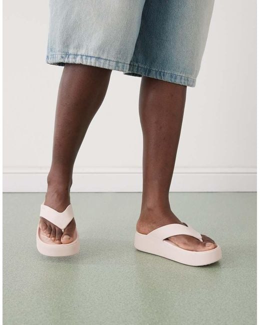 CROCSTM Pink Getaway Platform Flip Flops