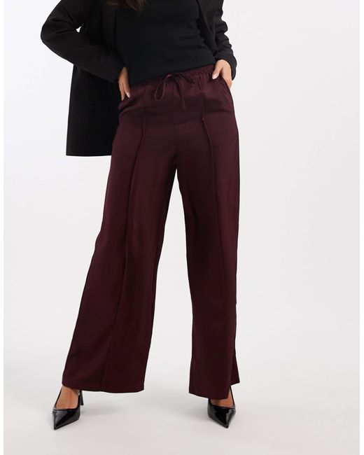 Pantalon large en satin - bordeaux New Look en coloris Red