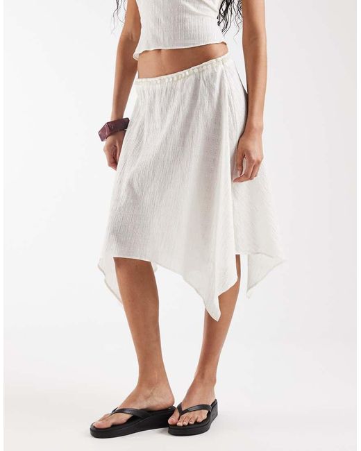 Reclaimed Vintage White Hanky Hem Skirt With Pearl Buttons