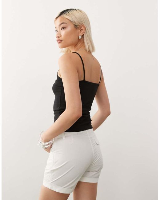 Regatta White Pemma Shorts