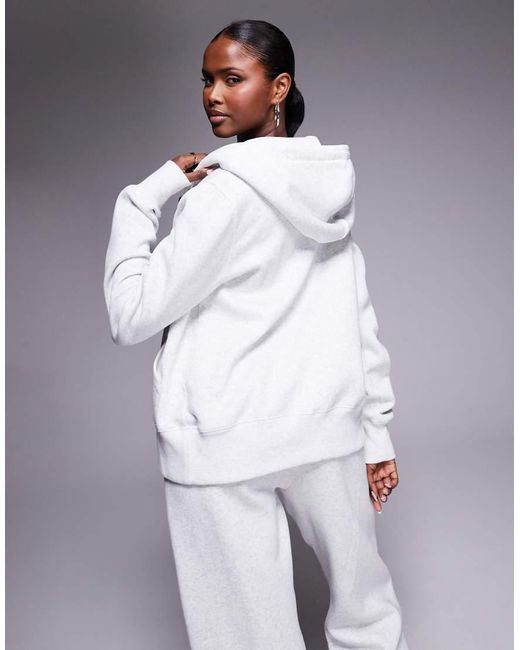 Phoenix di Nike in White