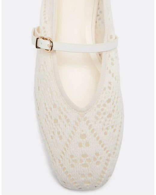 Stradivarius White Crochet Buckle Ballet Flats
