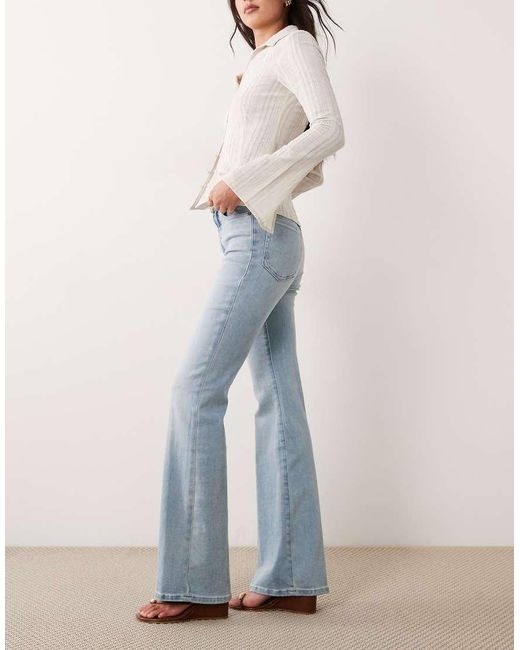 GOOD AMERICAN Blue Good Waist Soft Tech Good Classic Bootcut Jeans