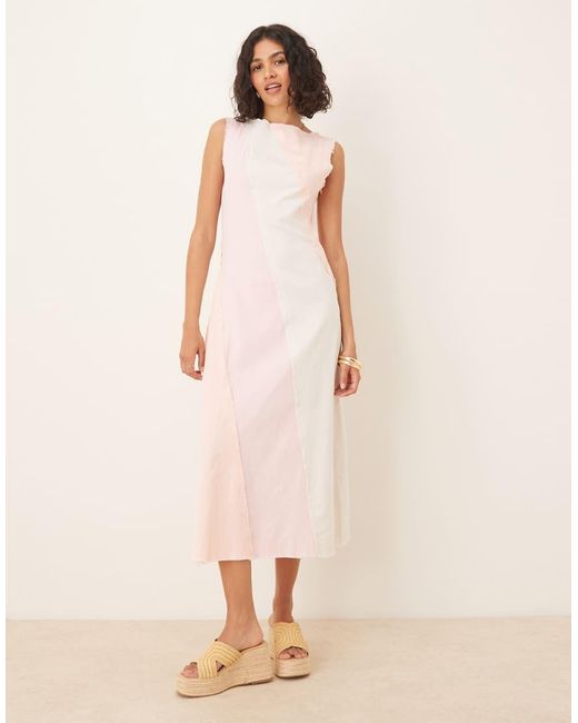 Vestido Midi Rosa De Corte Acampanado Con Diseño De Paneles En Contraste Y Bajos Sin Rematar De Tejido Efecto Denim De ASOS de color Pink